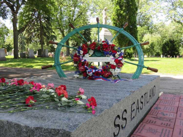 The memorial close up