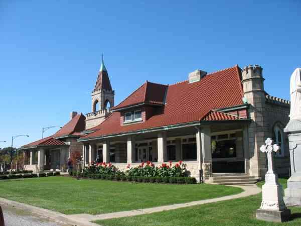The 1907 expansion of the gatehouse looking toward the SW